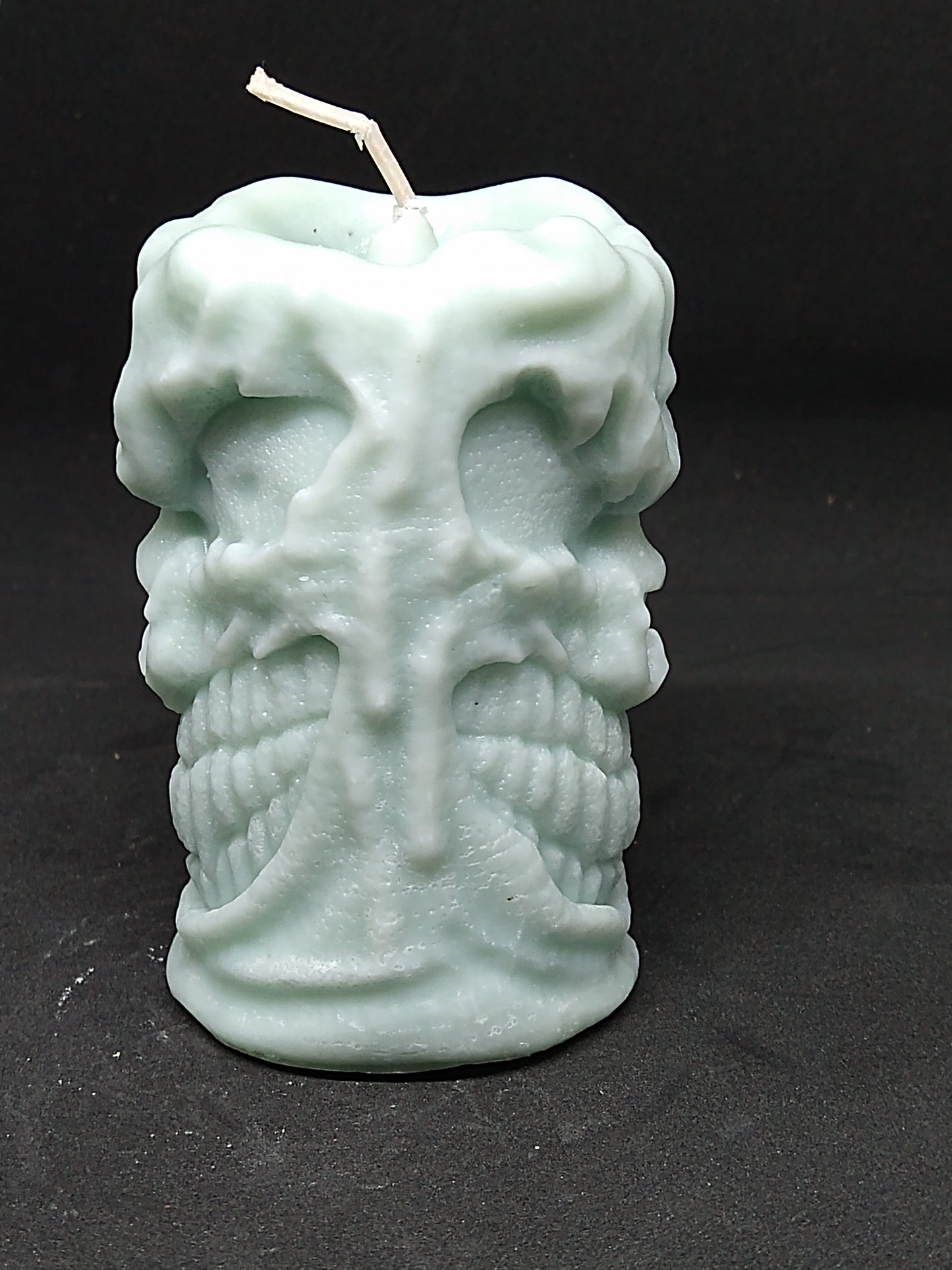 tiki skull candle